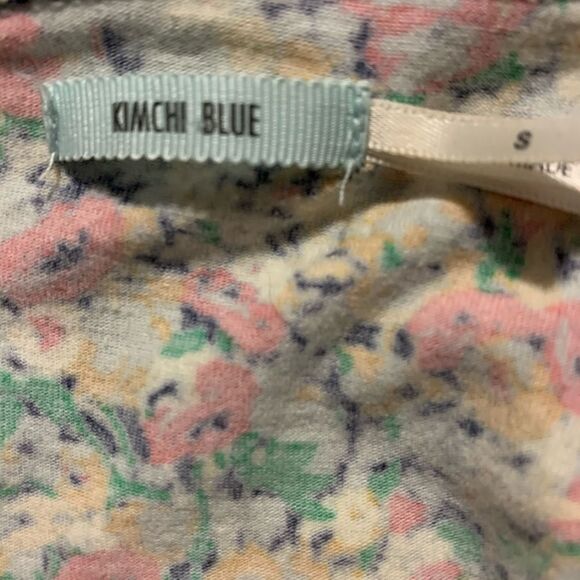 Urban Outfitters floral scalloped edge, buttoned front, square back top, Small - Picture 6 of 7